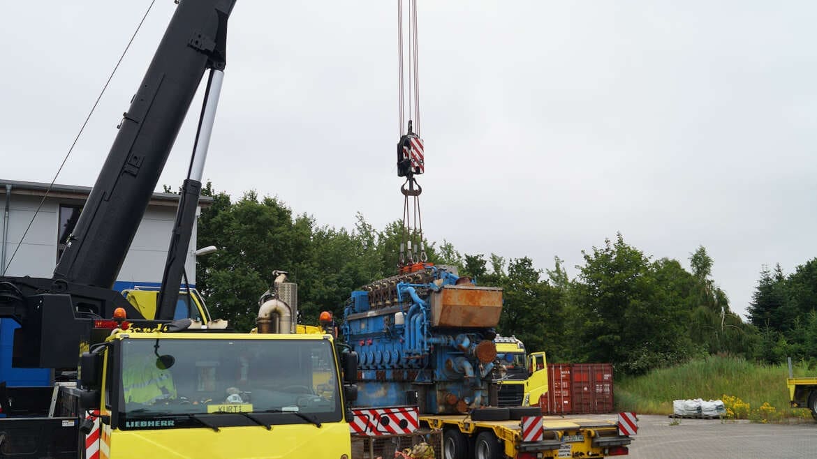 Transport of ship engines